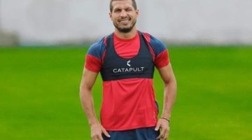“هل يعود طارق حامد إلى الزمالك في الميركاتو الصيفي؟ تفاصيل من مصدر موثوق”  
طارق حامد, الزمالك, الميركاتو الصيفي