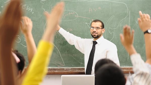 واقعة تصوير ورقة امتحان الجبر للشهادة الإعدادية بالمنوفية.. اعتراف صادم من الملاحظ
