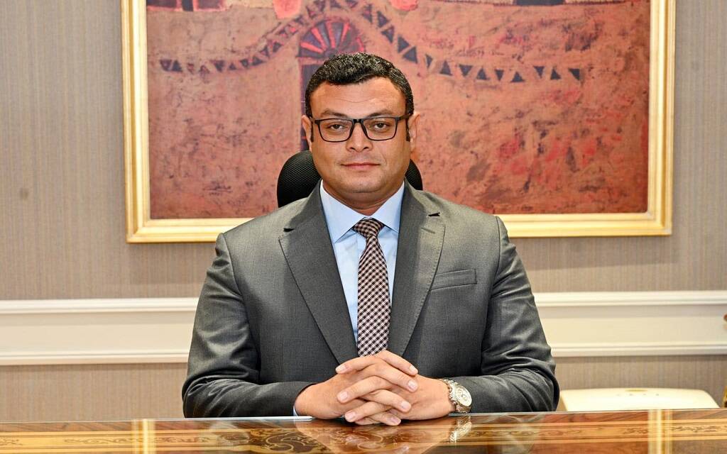 وزير الإسكان يوجه بالإسراع بمعدلات تنفيذ عدد من المشروعات التنموية بمدينة السويس