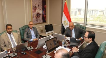 وزير الكهرباء يتابع مستجدات تشغيل منظومة الشحن الموحد للعدادات