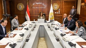 وزيرة التنمية المحلية تتابع مع المحافظات الموقف التنفيذي لمنظومات التصالح