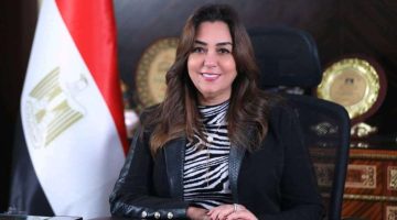 وزيرة التنمية المحلية توجه بتنفيذ مرور ميداني للأمانة الفنية لمنظومة تراخيص المحال العامة علي المحافظات
