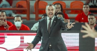 فى الزمالك والأهلى.. أوجستى بوش صائد البطولات فى السلة المصرية
