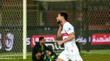 دونجا يزور قبر والده قبل نهائي كأس مصر بين الزمالك وبيراميدز