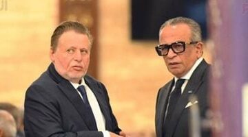 محافظ البنك المركزي وأشرف صبحي وعبد اللطيف المناوي في عزاء والدة عمرو الجنايني