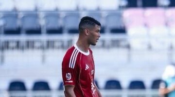 الأهلي يرهن ضم مدافع الإفريقي بتسويق أشرف داري
