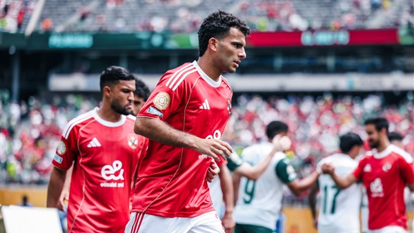 “لاعب بورتو يهدد الأهلي بـ «أسناننا على السكاكين»”  
بورتو, الأهلي, الهدد