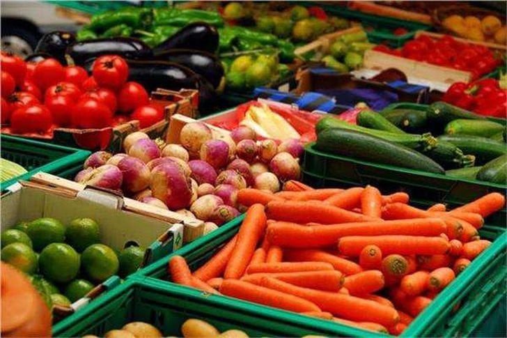 أسعار الخضروات والفاكهة اليوم الأحد 1 يونيو 2025