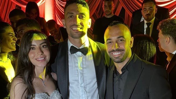 بحضور مصطفى محمد.. طاهر محمد طاهر يحتفل بزفافه