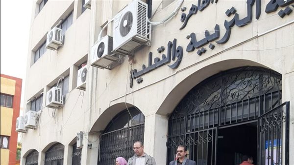 بدء امتحان الدراسات الاجتماعية للشهادة الإعدادية بالقاهرة