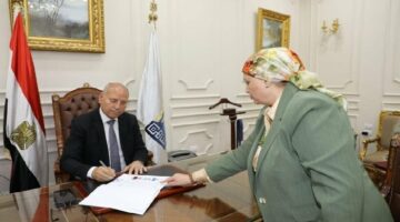 بنسبة نجاح 77%.. محافظ القاهرة يعتمد نتيجة الفصل الدراسي الثاني للشهادة الاعدادية