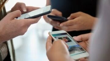 توقعات بتراجع شحنات الهواتف الذكية عالميًا في ظل تفاقم التوترات الجمركية