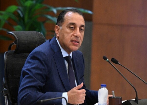 رئيس الوزراء يهنئ شيخ الأزهر بعيد الأضحى المبارك