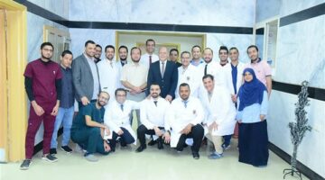 رئيس جامعة سوهاج يترأس لجان الامتحانات الشفهية للدراسات العليا في الجراحة