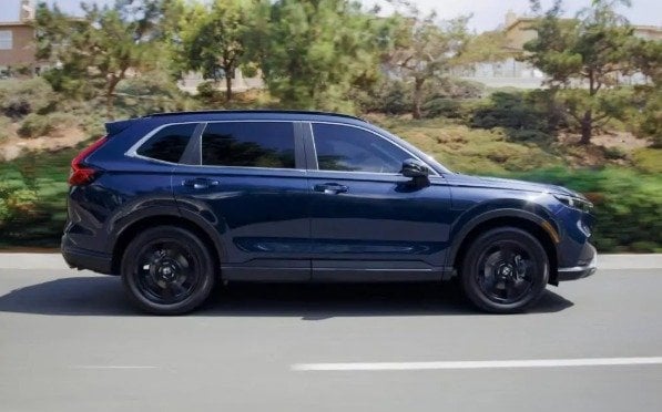سعر ومواصفات سيارة هوندا CR-V موديل 2025