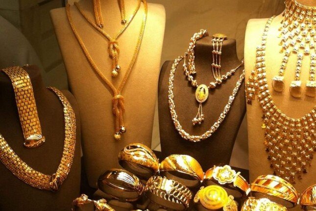 عيار 21 الآن بيعًا وشراءً.. مفاجأة جديدة في سعر الذهب اليوم الأحد 1 يونيو 2025