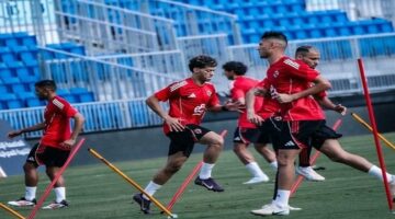 قبل مواجهة باتشوكا.. الأهلي ينهي مرانه الثاني على ملعب جامعة نوفا