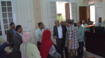 محافظ الغربية يتابع ملفات التصالح ويتفقد انتظام العمل وجودة الخدمات المقدمة للمواطنين