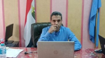 وكيل «تعليم كفر الشيخ» يتابع امتحانات الشهادة الإعدادية من غرفة العمليات