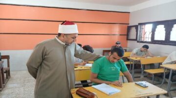 صعب وفيه تريكات.. تباين آراء طلاب الثانوية الأزهرية بالشرقية في امتحان مادة الرياضيات التطبيقية