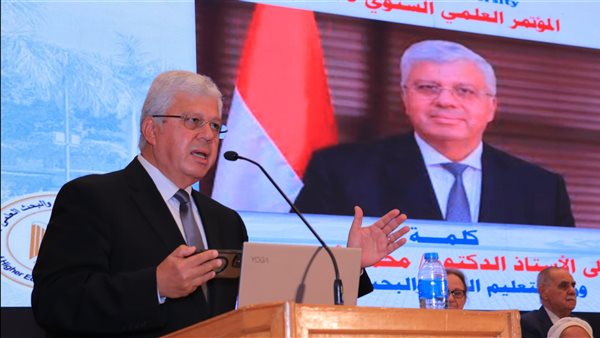عاجل.. التعليم العالي: 125 ألف وافد مسجلين بالجامعات