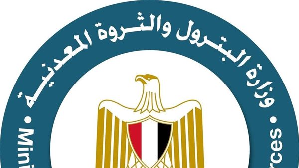 وزارة البترول تحذر: إعلانات التوظيف على السوشيال ميديا «وهمية»