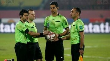 محمد معروف حكما لمباراة الأهلي وفاركو بالدوري