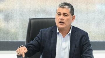 اتحاد الكرة يعلن حكام مباراتي بتروجت والكهرباء.. والحرس والبنك الأهلى