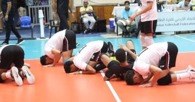 منتخب الطائرة يهزم ليبيا ويقترب من التتويج بذهبية البطولة العربية