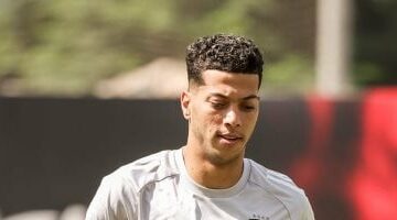 أنظر من هنا.. إمام عاشور في تدريبات الأهلى لأول مرة منذ كأس العالم “صور”