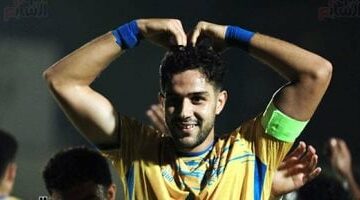 محمد عمار يحصد جائزة أفضل لاعب فى مباراة الإسماعيلى وطلائع الجيش