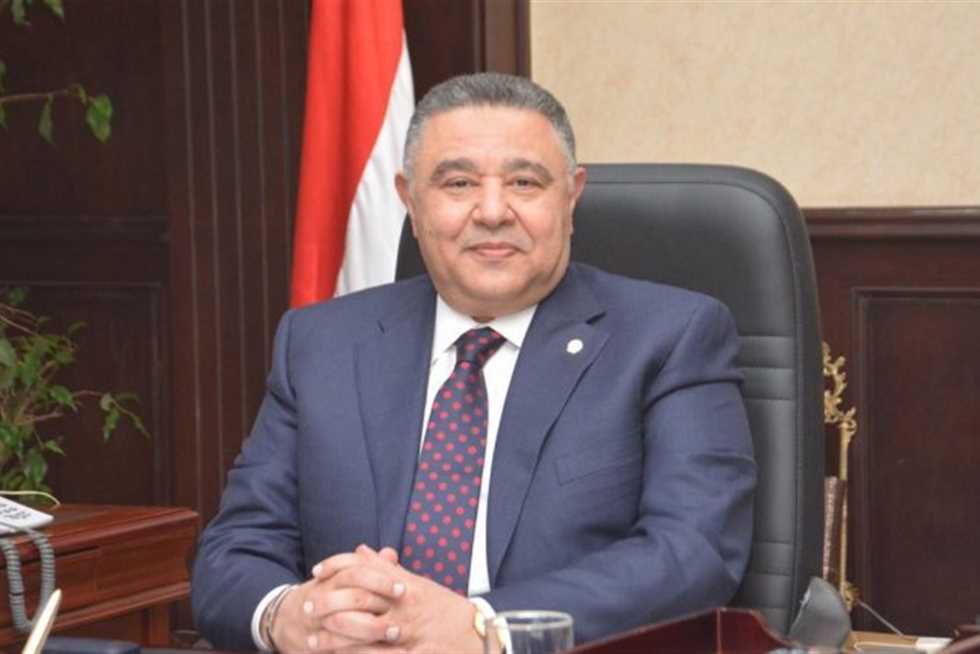 محافظ البحر الأحمر: الانتهاء من أعمال ازدواج خط مياه الكريمات بطول 27 كيلو متر قريبًا