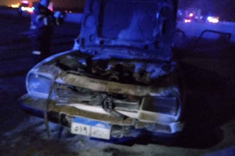تفحمت بهم السيارة.. مصرع 4 أشخاص في اصطدام سيارة ملاكي برصيف بالساحل الشمالي