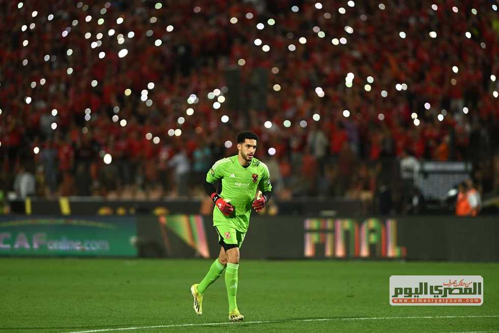 الأهلي يحذر مصطفى شوبير بعد تصرفه الأخير (تفاصيل)
