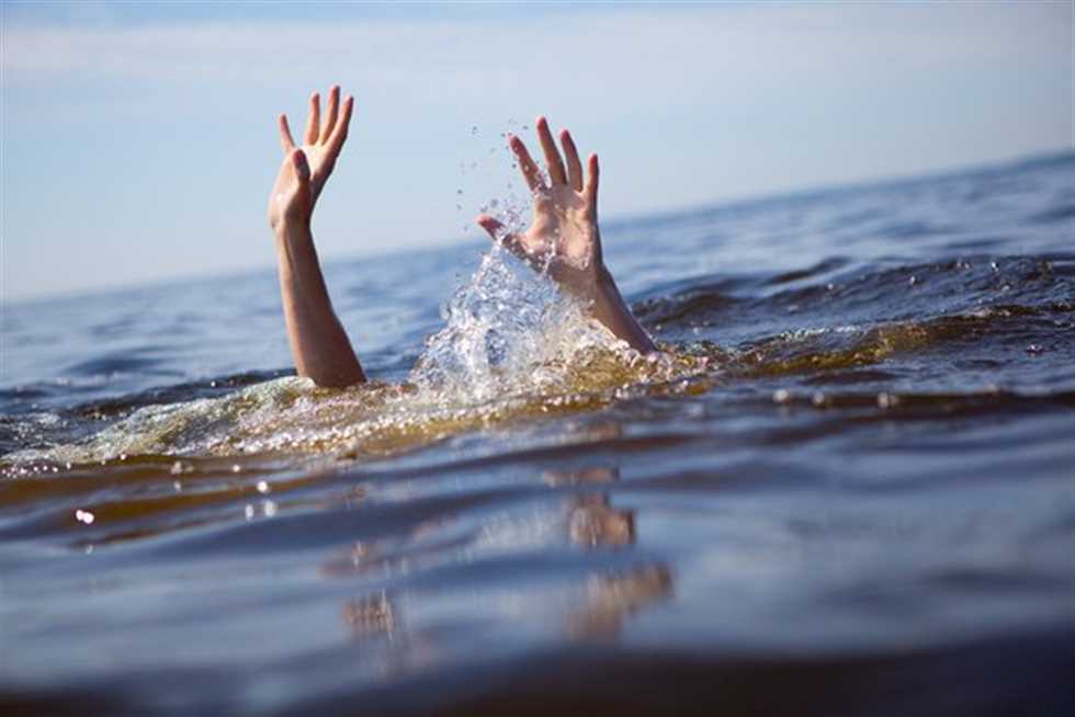 غرق شخص أثناء السباحة في أحد شواطئ مرسى مطروح
