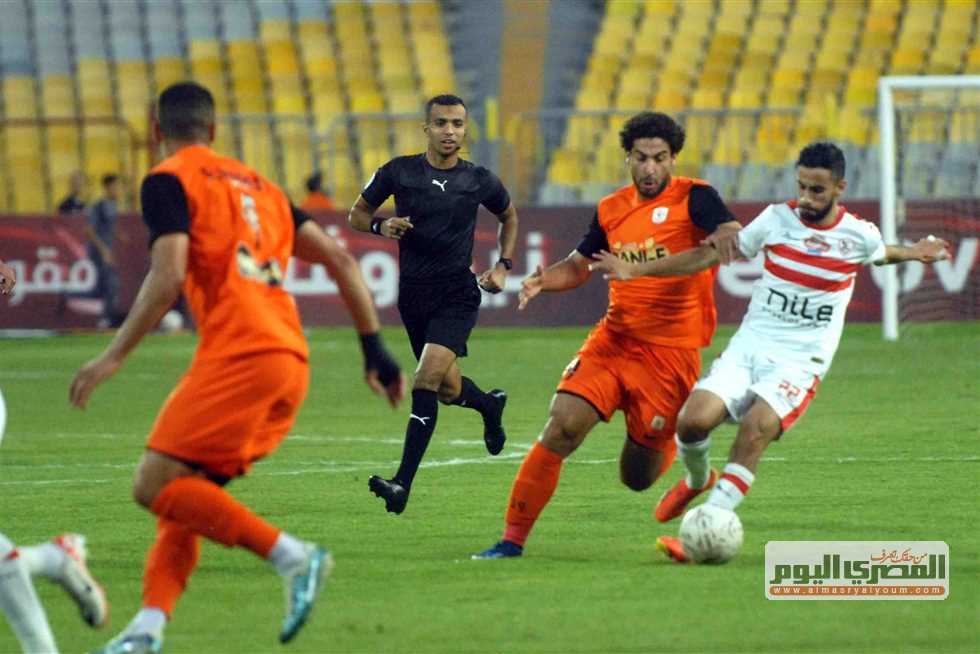 القنوات الناقلة لمباراة الزمالك وفاركو في الدوري 2025.. والموعد وطاقم التحكيم