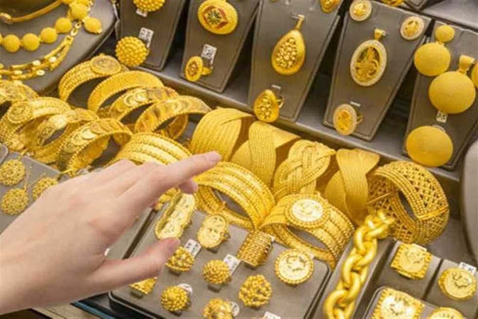 عيار 21 الآن بعد قرار المركزي.. ارتفاع أسعار الذهب اليوم الجمعة بالصاغة محليا وعالميا