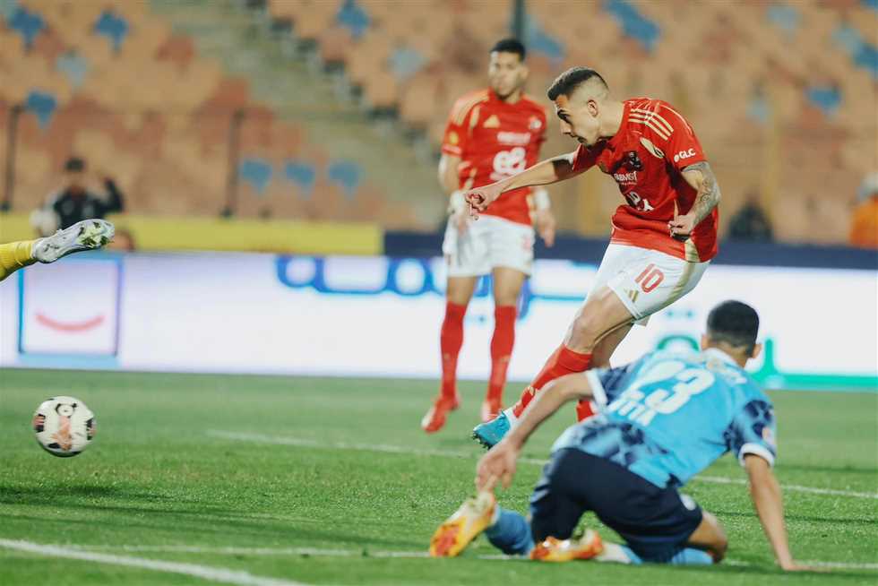 مباراة الأهلي ضد بيراميدز مباشر في الدوري المصري.. الموعد والقنوات والمعلق والتشكيل