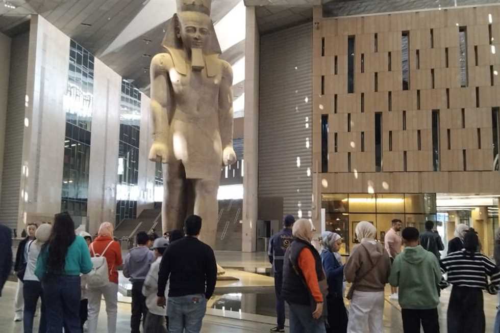 «السياحة والآثار» تتنازل عن البلاغ المقدم ضد مصمم فيديو المتحف المصري الكبير