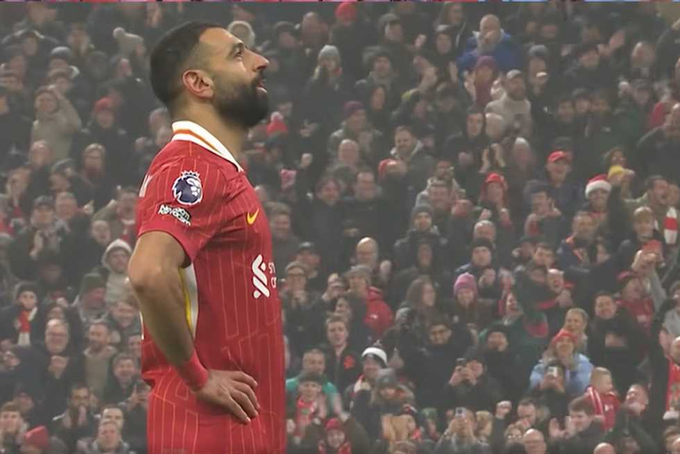 «لهذا يتم تقديره مثل ميسي ورونالدو».. سلوت يوجه رسالة بشأن محمد صلاح