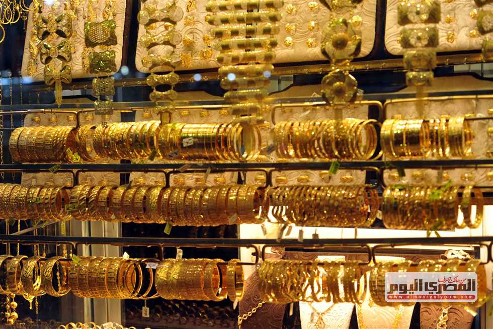 سعر الذهب اليوم الثلاثاء 12 أغسطس محليًا وعالميًا.. عيار 21 الآن بعد الانخفاض الجديد (تفاصيل)
