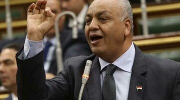 «هرتلة آخر العمر».. رد ناري من مصطفى بكري على عمرو موسى بعد هجومه على عبدالناصر (فيديو)