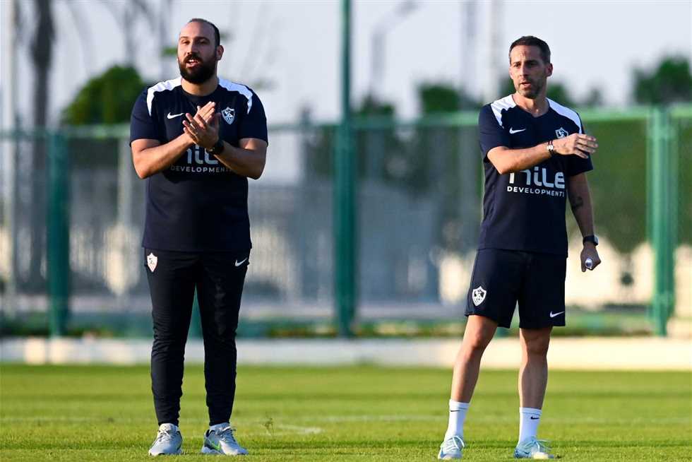 فيريرا يعقد جلسة مع لاعبي الزمالك.. وتدريبات تأهيلية في مران الأربعاء