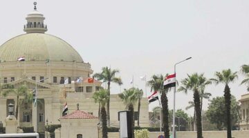 رئيس جامعة القاهرة يوجه بمتابعة إجراءات الكشف على الطلاب الجدد