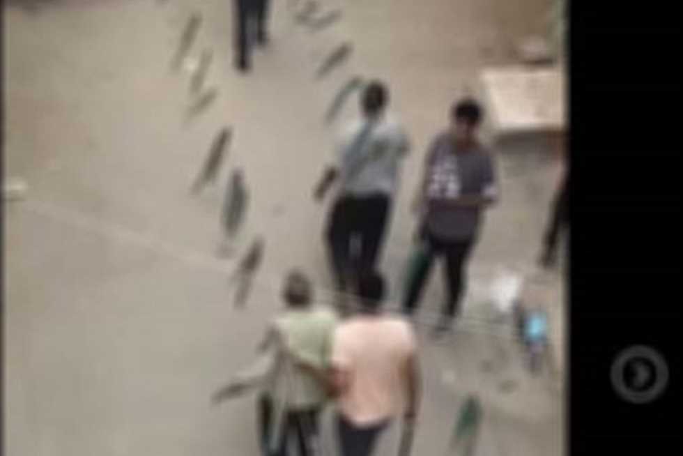 «قطعو جسمه بسلاح أبيض».. إصابة طالب بجروح متفرقة أثناء فض مشاجرة بالدقهلية