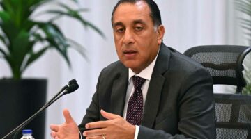 مدبولي يشكر المسئولين على جهدهم في تنظيم انتخابات الشيوخ: «خرجت بصورة حضارية»