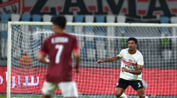 نجم الزمالك السابق: مباراة مودرن جرس إنذار للأهلي.. وبصمات فيريرا واضحة مع الأبيض