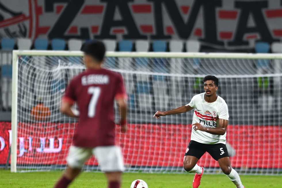 نجم الزمالك السابق: مباراة مودرن جرس إنذار للأهلي.. وبصمات فيريرا واضحة مع الأبيض