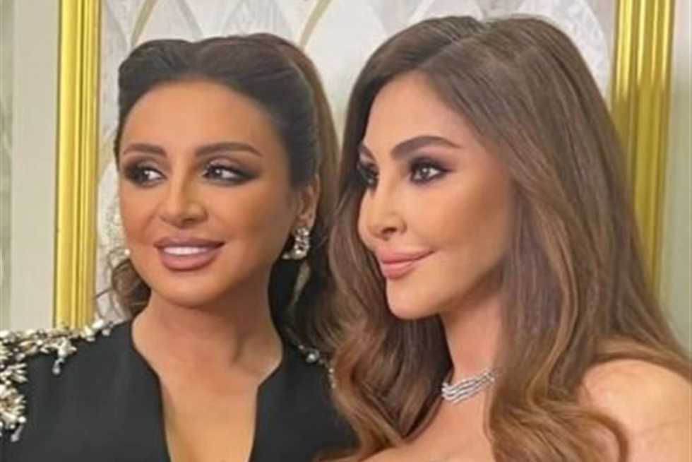 إليسا توجه رسالة دعم لـ أنغام في أزمتها الصحية :«حبيبتي سلامة قلبك»