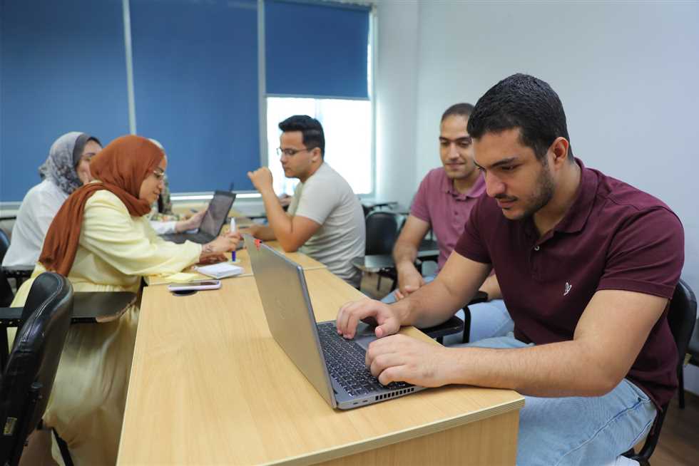معهد تكنولوجيا المعلومات يختتم برنامج تأهيل الشباب لسوق العمل التقني